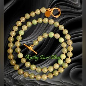 Vintage ✍🏼Signed La Grace Jadeite 🟢📿 Copper Toggle Clasp 22”L Necklace 🟢📿